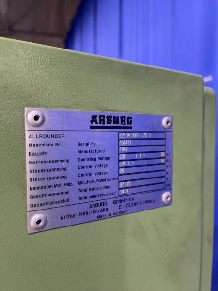 ARBURG 350 KN INJECTION MOLDER  -  221 M 350-75 U