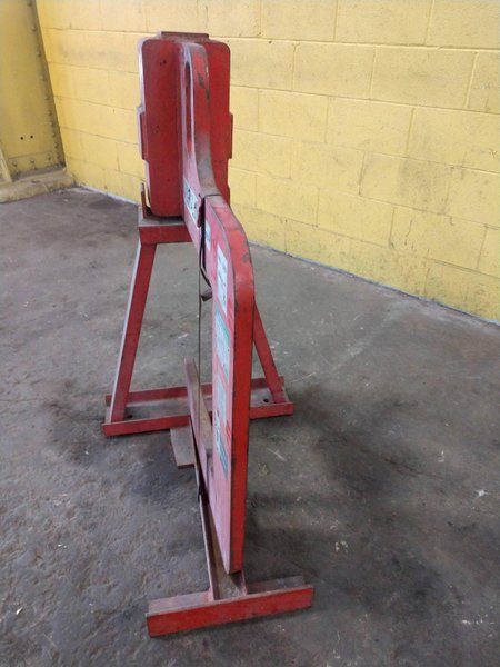 8,000 LBS 4 TON BUSHMAN MODEL #610 LIFTING C-HOOK: STOCK #14882