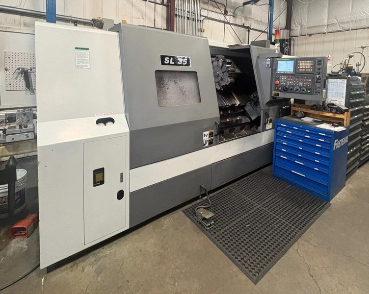 Samsung SL‑35A/1500 CNC Lathe, 2012 – Tool Presetter, Tailstock, 4.5″ Bar Cap