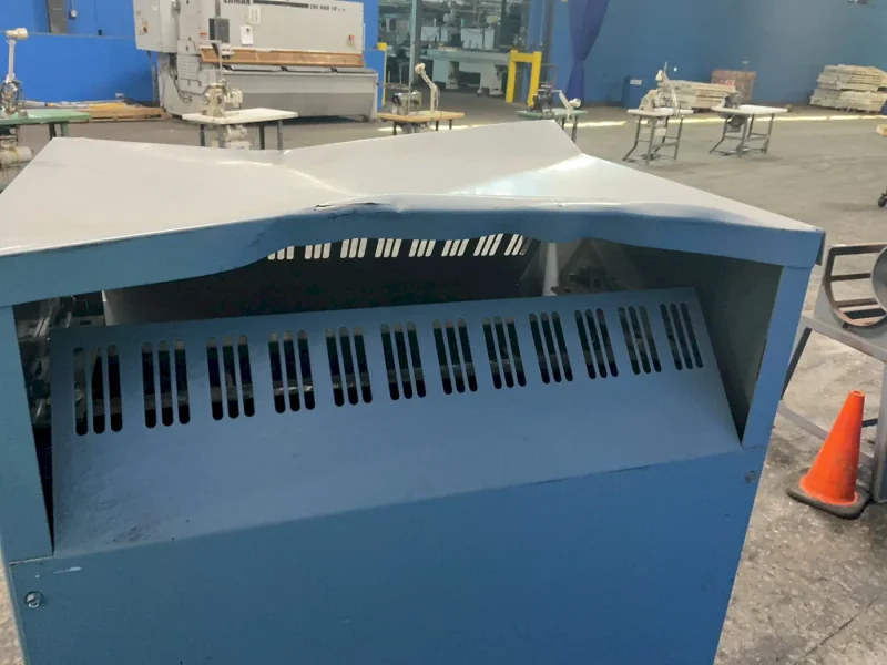 EATON 225 KVA TRANSFORMER  -  V48M28T22L
