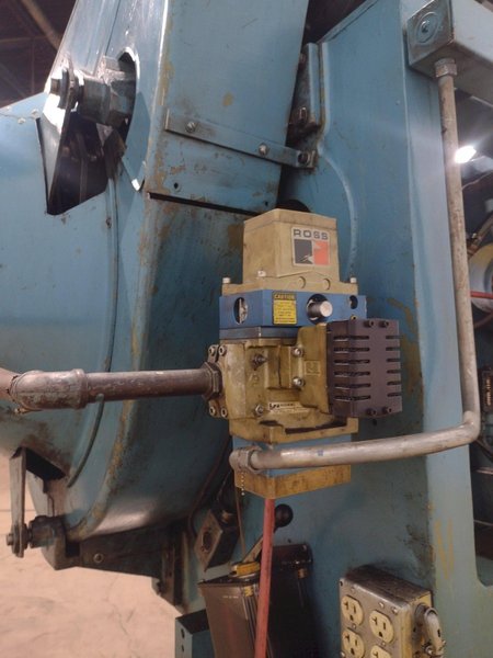 60 TON BLISS MODEL #C-60 OBI PRESS W/ CUSHION, 4&quot; STROKE: STOCK #19686