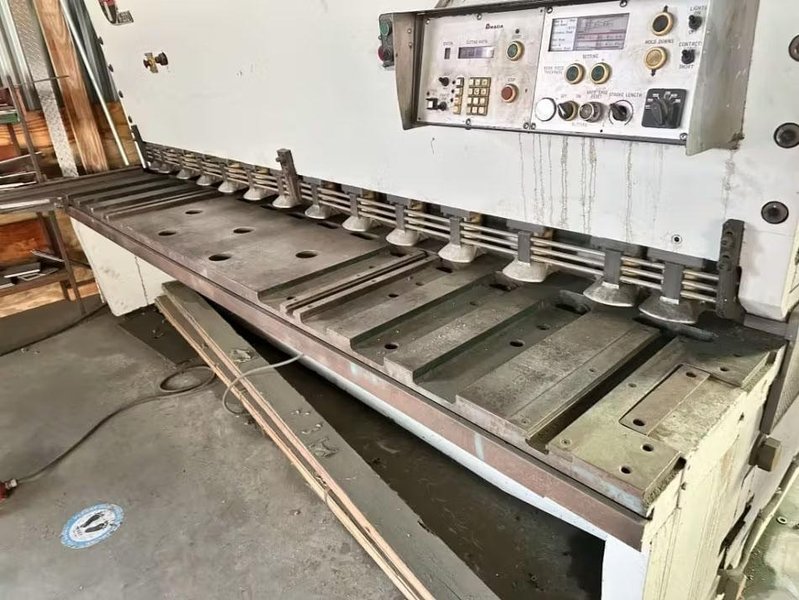 AMADA H-3013 - Power Squaring  Shears (in)