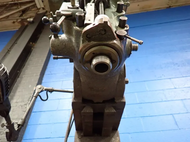 FIRST 9" 42" VERTICAL MILL  -  LC-1 1/2TM