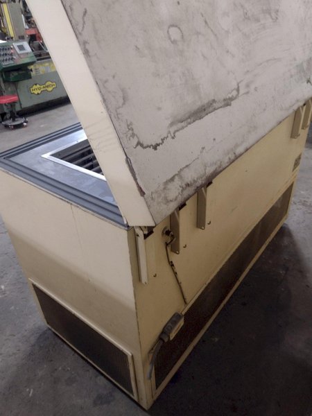 -120 DEGREE BLUE-M MODEL #B3005-Q ENVIRONMENTAL CHAMBER: STOCK 17356