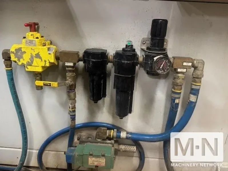 2005 FLOW 5-AXIS CNC WATERJET LOW HOURS