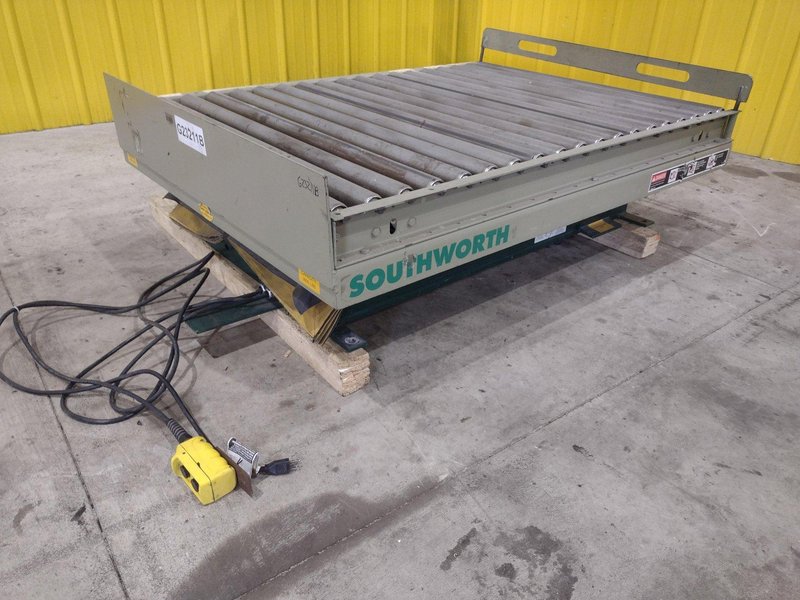 3800 LBS X 60" X 42" SOUTHWORTH MODEL #LS4-36 HYDRAULIC SCISSOR LIFT TABLE WITH ROLLER TOP, 110 VOLT: STOCK #20882