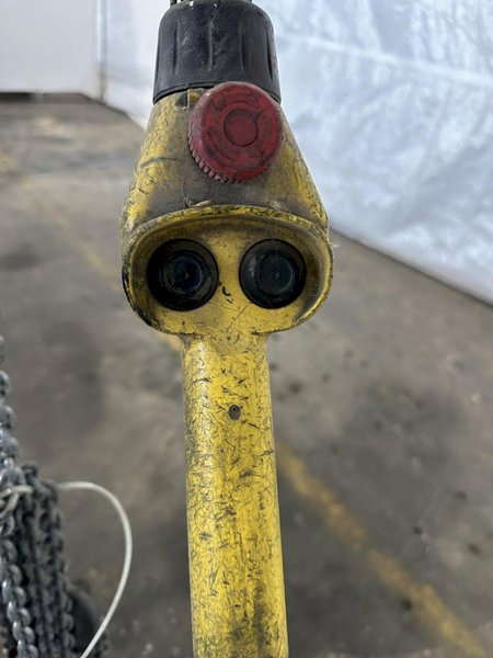 1/2 TON R&amp;M LOADMATE POWERED CHAIN FALL HOIST. STOCK # 1157522