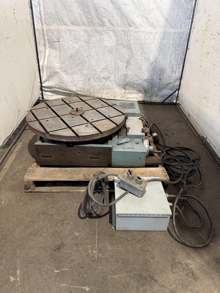 24" KNIGHT ROTARY TABLE. STOCK # 1216125