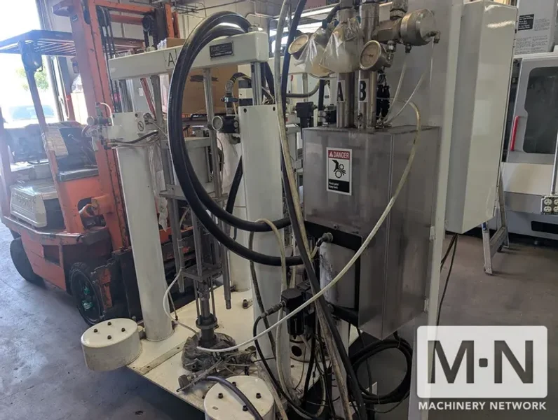 Fluid Automation 633-SR657-1M-LR PLC Meter-Mix Dispense System