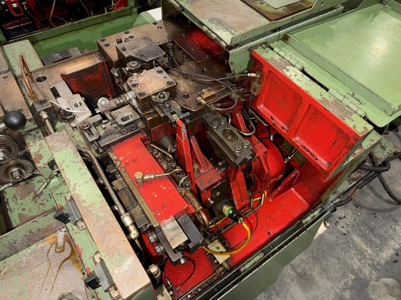 1/8" Carlo Salvi Model RF/SV High Speed DSSD Semi Tubular Rivet Header