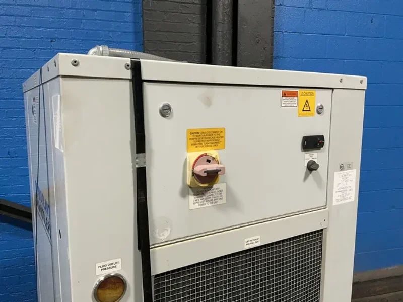 DIMPLEX THERMAL SOLUTIONS 3 HP CHILLER  -  SVI-3000-M