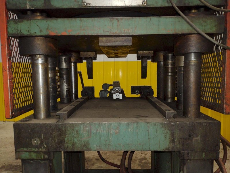12 TON AIRAM 4-POST PNEUMATIC CUTOFF PRESS, 1&quot; STROKE: STOCK #21330