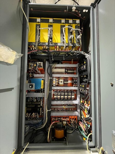 Kitamura Mycenter HX300IF Dual-Pallet HMC, 2008 – Chip Conveyor, 40 Tool ATC, 20,000 RPM Spindle