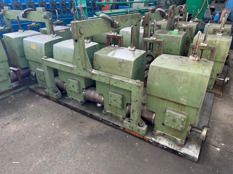 (20) 3&quot; X 18&quot; YODER MODEL # M3 RAFTED ROLL FORMING HEADS: STOCK #78332