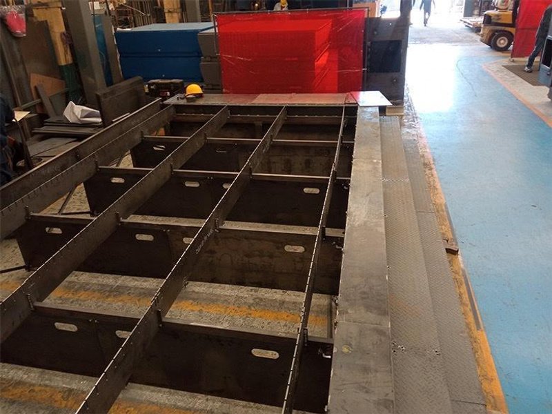 8′ x 20′ Komatsu TFPL08 6 Series 2 in 1 Plasma Oxyfuel Cutting System, 2023