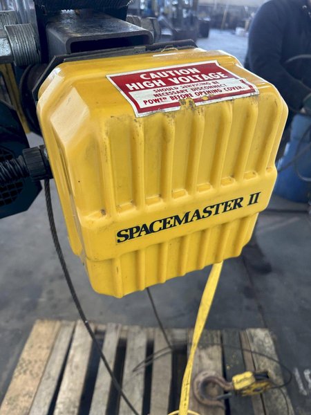 1 TON R&amp;M SPACEMASTER OVERHEAD HOIST. STOCK # 0421623