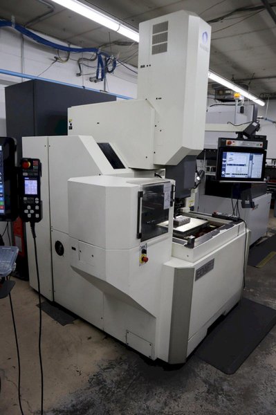 Makino EDAF3 CNC EDM Electrical Discharge Machine, Hyper i, 16ATC, C-Axis, New 2018