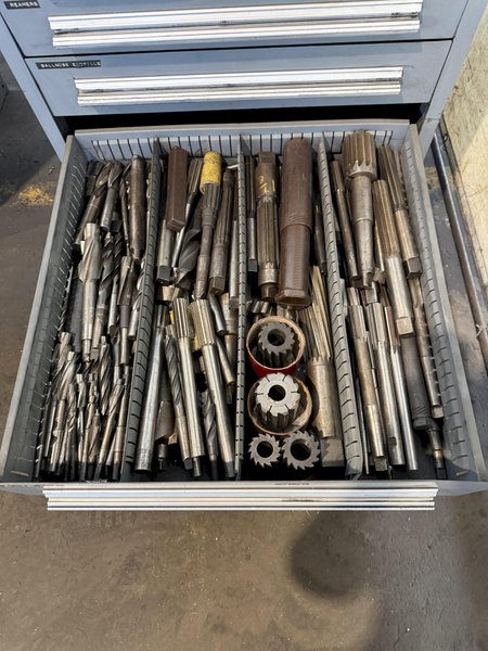 5 DRAWER STANLEY VIDMAR CABINET. STOCK # 0542626