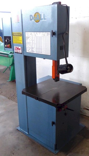20" Doall Vertical Band Saw 2013-V3, 13" Under Guide, 30-5500 FPM, 26" x 26" Tbl., 3 HP, Excellent