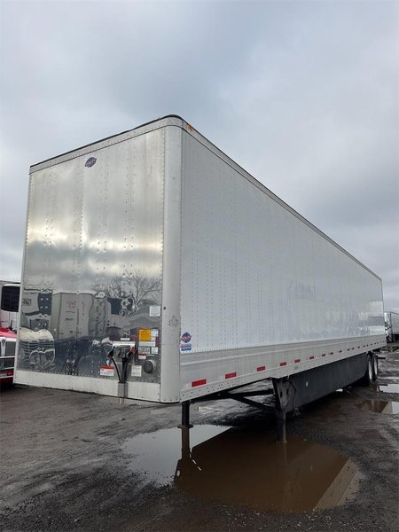 2022 Utility 53x102 1UYVS2536N3476405