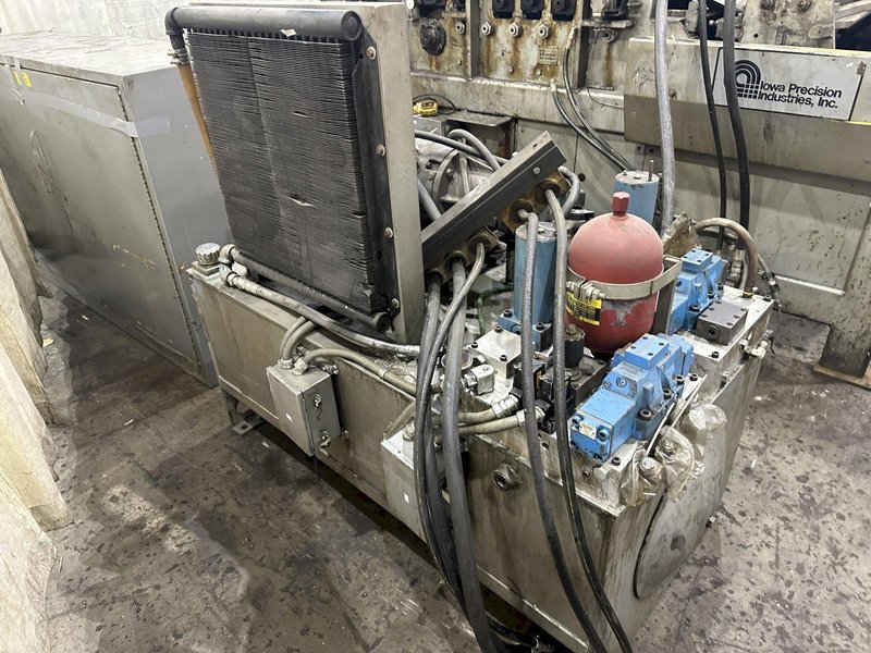 60" X 14 GA IOWA PRECISION SLEAR: STOCK #77960