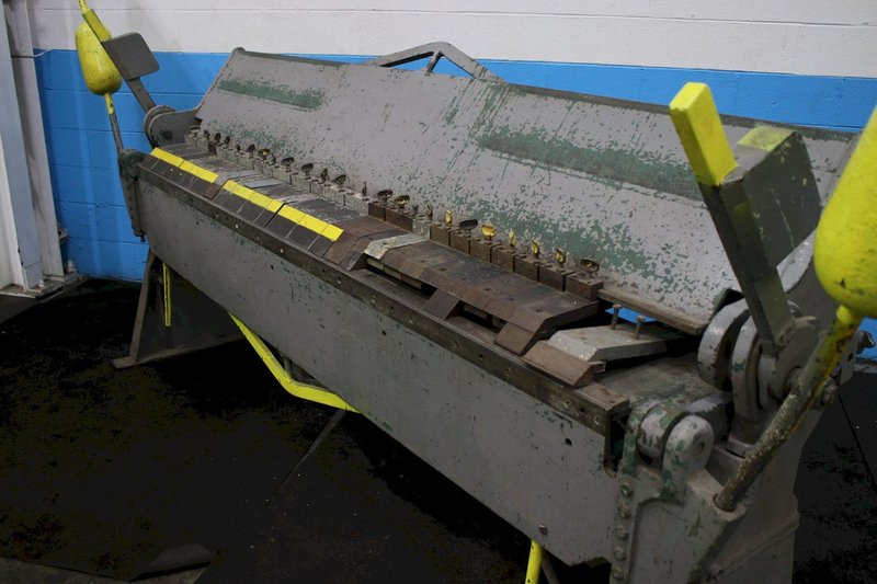 8&#039; X 12 GA DREIS &amp; KRUMP BOX AND PAN BRAKE: STOCK #75943