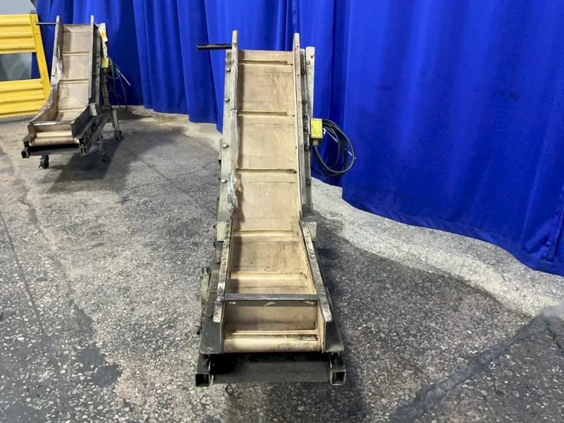 EMI CORP. 10” INCLINE CONVEYOR  -  TLK-12-2-3-20