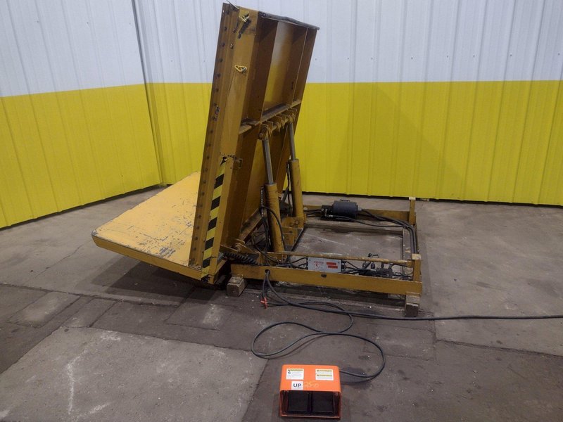4,000 LB CAPACITY PRESTO ECOA MODEL HTT-C4-90-L-64060 ELECTRO-HYDRAULIC ELEVATING UPENDER: STOCK #19941