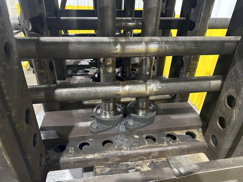 FASTENER ENGINEER (FE) - LEWIS HORIZONTAL &amp; VERTICAL COIL POSITIONING GUIDE WITH TRAVERSE: STOCK #19998