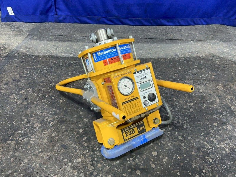 ANVER CORPORATION 230 LBS MAX RATED LOAD/ 1100 LBS TOTAL MECHANICAL VACUUM LIFTER  -  M00M-QD1