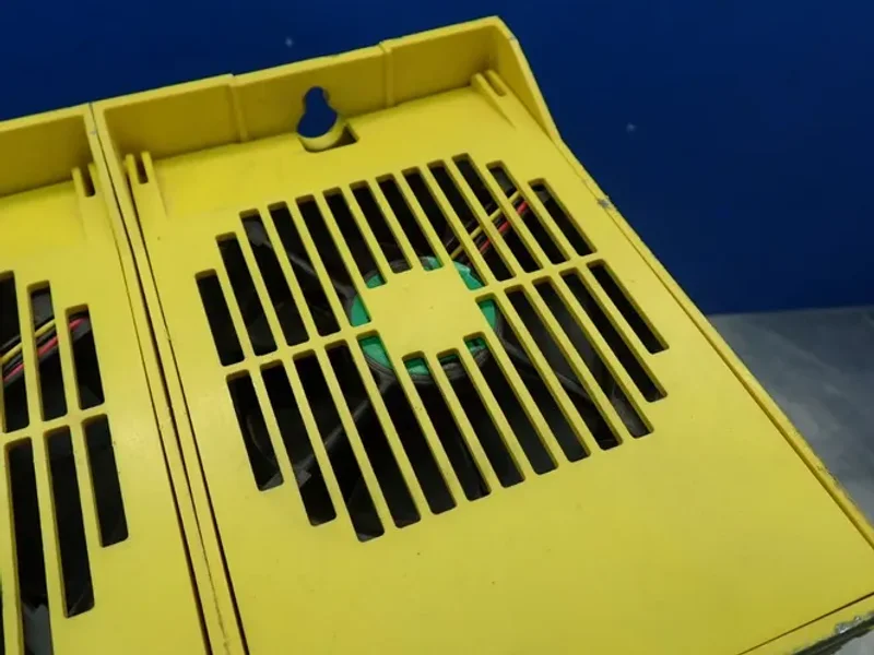 GE FANUC SERIES 18-TA 4-SLOT BACKPLANE MODULE  -  A02B-0130-B512