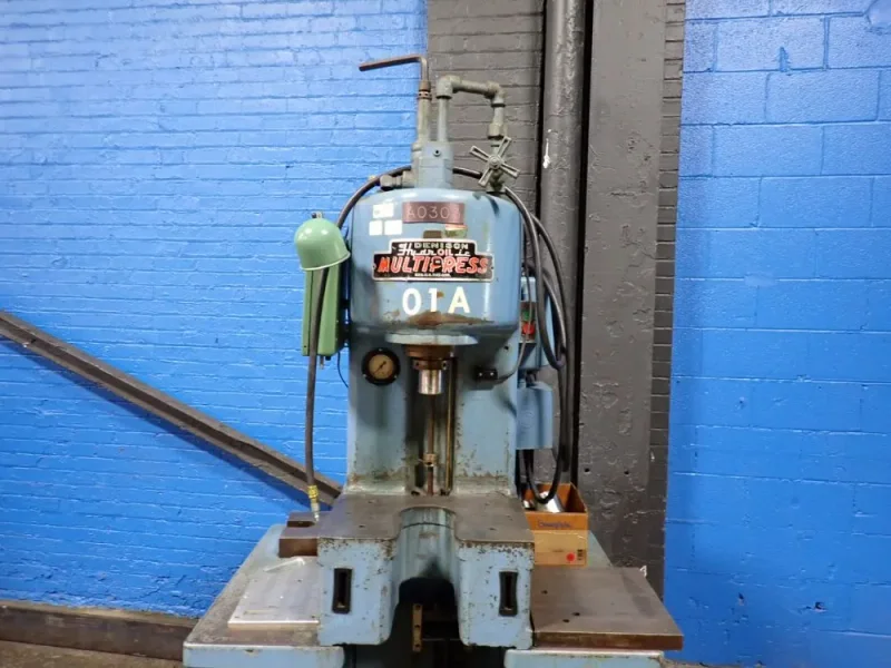 THE DENISON ENGINEERING CO 4 TONS HYDRAULIC PRESS  -  DF4C04C28A59D38C35S01