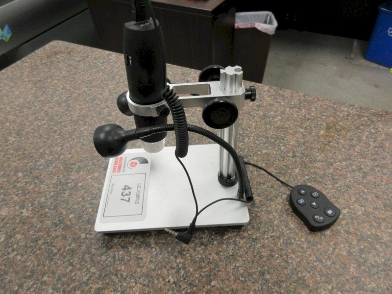 Takmly Digital Microscope 50-1000X with Adjustable Height Stand, Stage, and Remote FOB- Auction Item