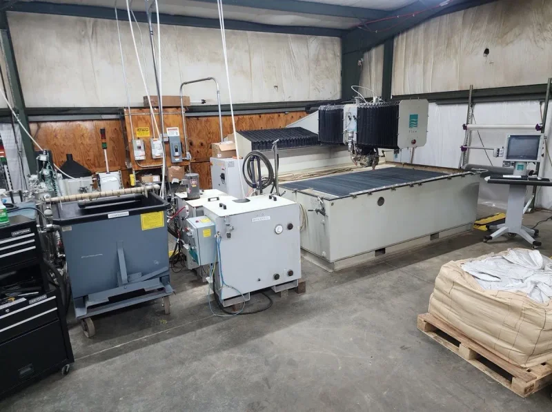 2005 FLOW IFB 4800 DYNAMIC WATERJET CUTTER: YOBRO #25211