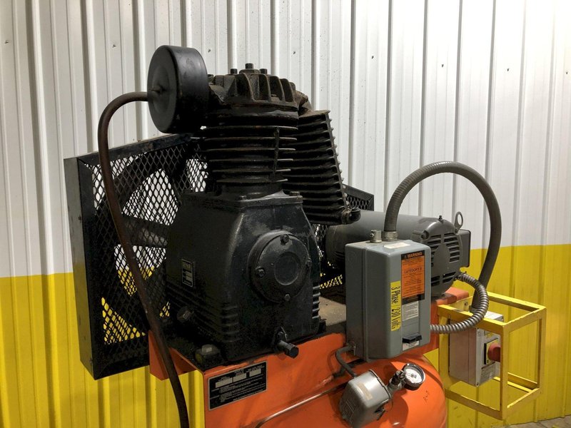 7.5 HP DEVAIR MODEL #TASV-5052-S 175 PSI VERTICAL AIR COMPRESSOR WITH AIR TAK 20 SCFM AIR DRYER: STOCK 16096