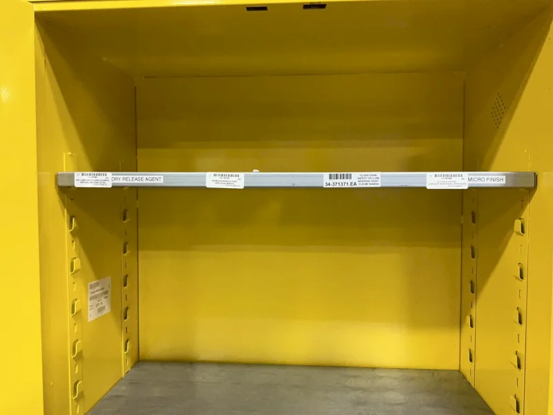 JAMCO PRODUCTS 44 GAL FLAMMABLE CABINET  -  FM44