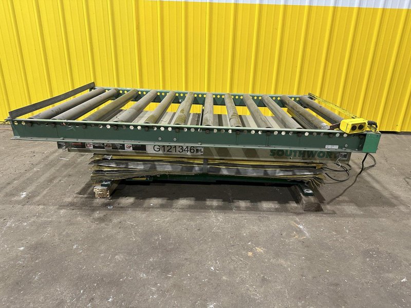 4,000 LBS X 60" X 30" SOUTHWORTH HYDRAULIC SCISSOR LIFT TABLE WITH 60X42 ROLLER CONVEYOR TOP, 110 VOLT: STOCK #20916