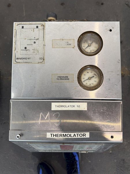 ADVANTAGE ENGINEERING WATER-CIRCULATING TEMPERATURE CONTROL UNIT. STOCK # 1115624