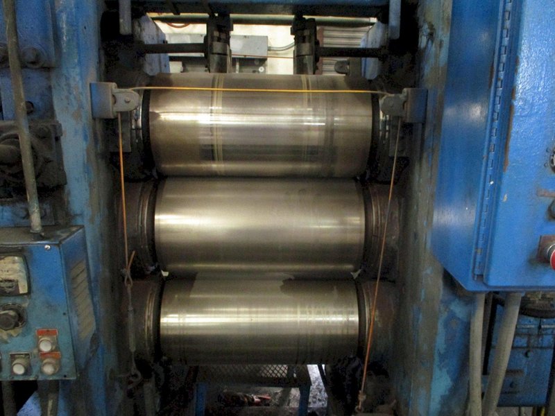 24&quot; X 10&quot; FARREL 4-ROLL &quot;INVERTED L&quot; RUBBER CALENDER ROLLING MILL WITH PAYOFF: STOCK #17226