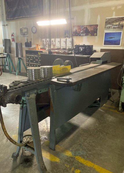 CUSTOM BUILT DRAW BENCH (14571)