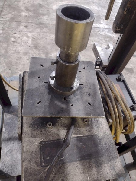 500 LB PANDJIRIS MODEL ALPHA 5-3 WELDING POSITIONER, 115 VOLT: STOCK #23361