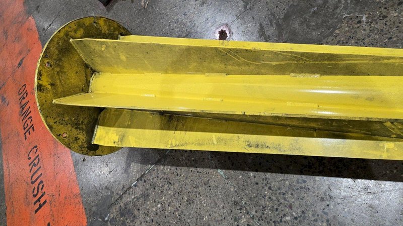 AIMCO ARTICULATED JIB CRANE WITH PNEUMATIC GRIPPER USED