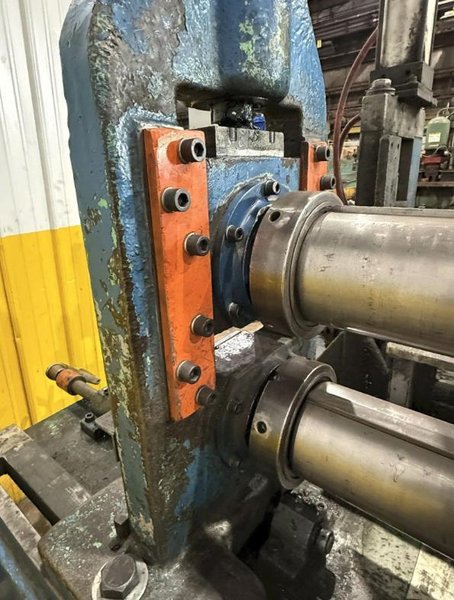 48" X 6" WEAN MOTORIZED SLITTER HEAD FOR SLITTING LINE. STOCK # 0435226