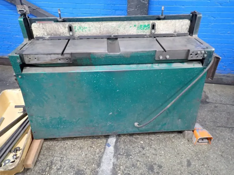 TENNSMITH 24 GA. HYDRAULIC SQUARING SHEAR