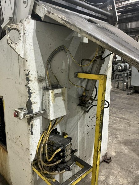 30,000 LBS X 36" PERFECTO COIL FEED LINE, COIL REEL UNCOILER &amp; STRAIGHTENER: YOBRO #24871