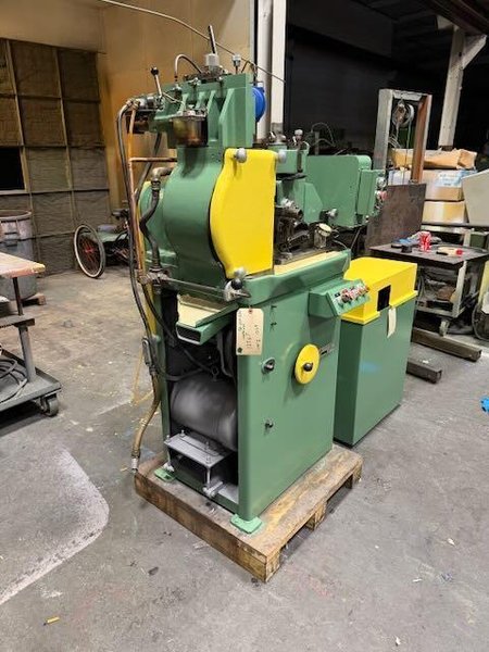 Royal Master Model TG-12X4 Centerless Grinder