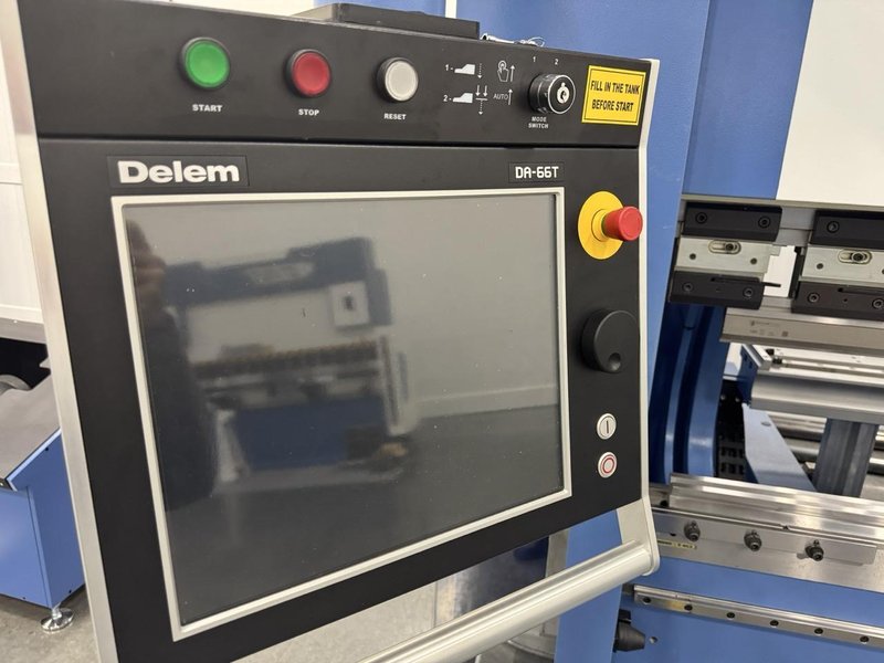 242 Ton x 12′ Otinus PRO PBO-3722-DA66 Hydraulic Press Brake, 2023 – Brand New, Delem DA-66T Control, In Stock, Install &amp; Training Included!