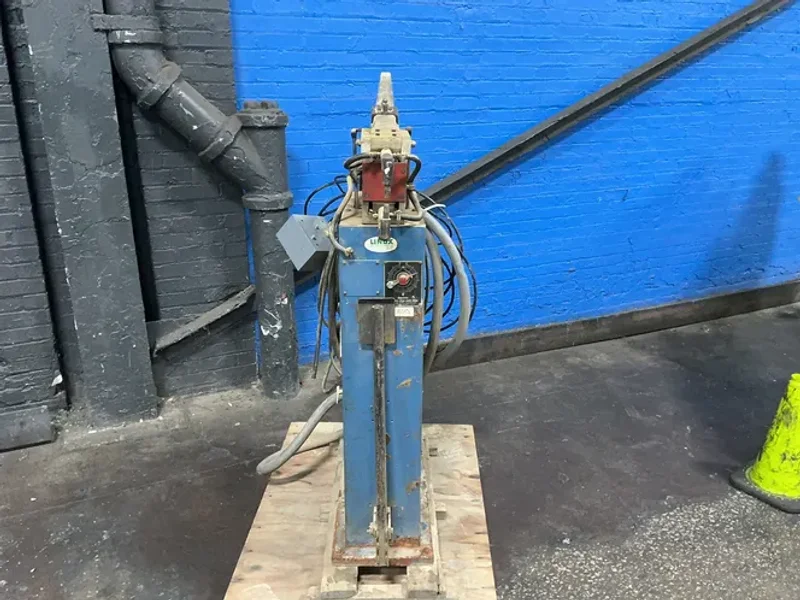 MILLER 20 KVA SPOT WELDER  -  MPS 20FT