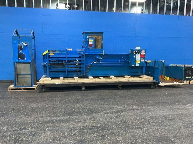 BALEMASTER 28” X 104” X 72” BALER