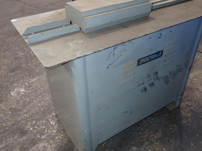LOCKFORMER 20 GAUGE X 5 STATIONS ROLL FORMER  -  SS1598